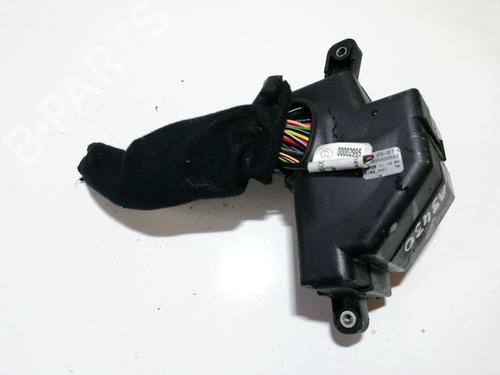 fuse-box-vw-golf-v-1k1-2003-2004-2005-2006-2007-2008-2009-2010-33503152 main image