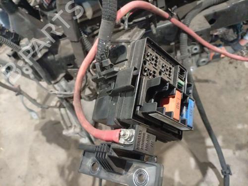Fuse box RENAULT FLUENCE (L3_) 1.5 dCi | BP38715163E1 - Image 2