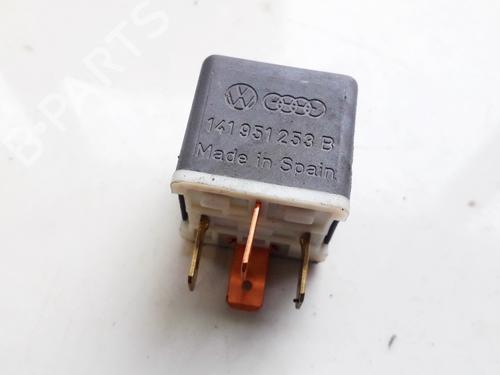 other-vw-passat-b5-variant-3b5-1997-1998-1999-2000-2001-33527760 main image