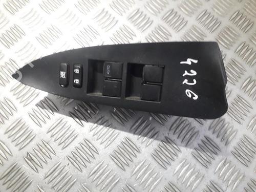 Used Switch Switch TOYOTA RAV 4 III (_A3_) 2.2 D (ALA35_) (150 hp) 33504222 33504222