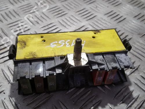 Used Fuse box Fuse box CITROËN C4 Picasso I MPV (UD_) 1.8 i 16V (125 hp) 33503882 33503882