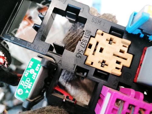 Fuse box AUDI A6 C5 (4B2, 4B4) 2.5 TDI quattro | BP33085440E1 - Image 3