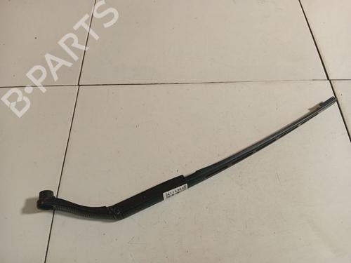 Used Front windshield wiper arm Front windshield wiper arm 39574357 39574357