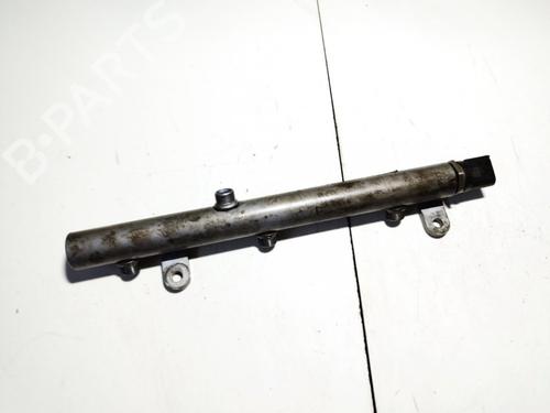 Used Injection rail Injection rail SUZUKI GRAND VITARA I (FT, HT) 2.7 (JA 627) (184 hp) 35494753 35494753