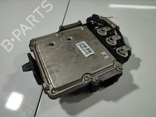 Used Engine control unit (ECU) Engine control unit (ECU) LAND ROVER FREELANDER 2 (L359) 2.2 TD4 4x4 (160 hp) 32558085 32558085