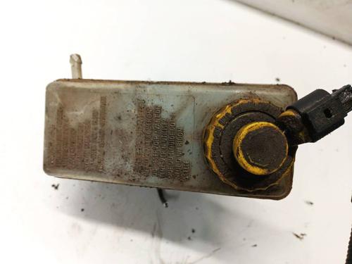 Used Brake fluid reservoir Brake fluid reservoir 34821919 34821919