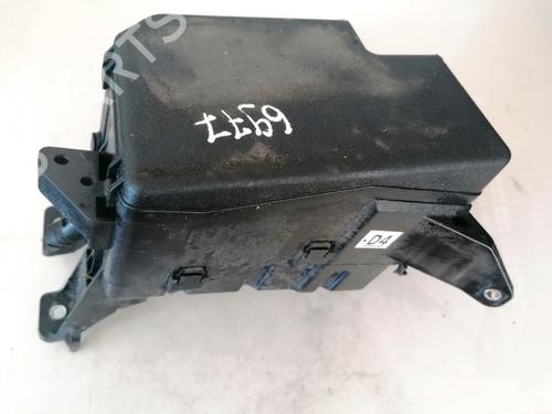 Used Fuse box Fuse box TOYOTA RAV 4 III (_A3_) 2.2 D 4WD (ALA30_, ALA30R) (136 hp) 33095558 33095558