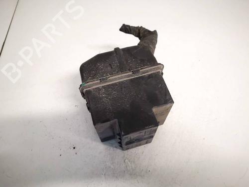 Used Fuse box VW PASSAT B6 (3C2) 1.9 TDI (105 hp) 32601203