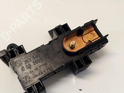 Fuse box MERCEDES-BENZ C-CLASS (W203) C 220 CDI (203.006, 203.008) | BP33749836E1 - Image 2