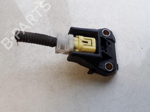 Used Electronic module Electronic module TOYOTA RAV 4 II (_A2_) 2.0 D 4WD (CLA20_, CLA21_, CLA20R, CLA21R) (116 hp) 33515098 33515098