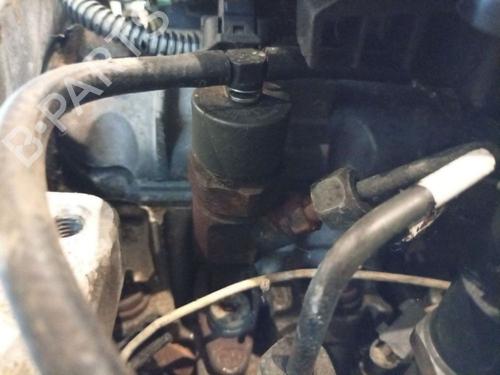 Spreder / Dyse Spreder / Dyse RENAULT SCÉNIC I MPV (JA0/1_, FA0_) 1.9 dCi (JA05, JA1F) (102 hp) 37480823 37480823