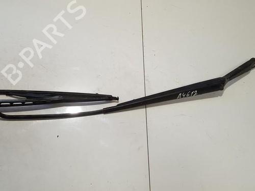 Used Front windshield wiper arm Front windshield wiper arm 33508843 33508843