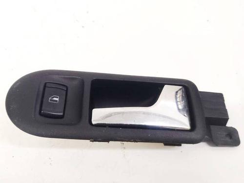 Used Front right interior door handle Front right interior door handle VW GOLF IV (1J1) 1.9 TDI (101 hp) 35099613 35099613