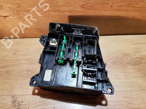 Used Fuse box Fuse box MAZDA PREMACY (CP) 2.0 TD (101 hp) 33482045 33482045