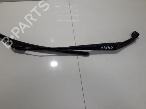 front-windshield-wiper-arm-mitsubishi-outlander-ii-cw_w-2005-2006-2007-2008-2009-2010-2011-2012-33506400 main image