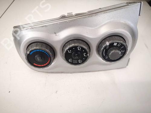 Used Climate control Climate control TOYOTA YARIS (_P9_) 1.4 D-4D (NLP90_, NLP90R) (90 hp) 34797498 34797498