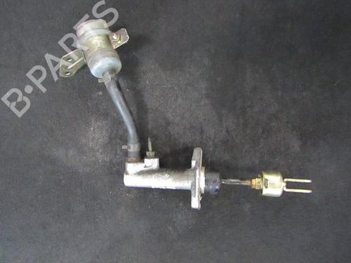 Used Brake master cylinder Brake master cylinder HYUNDAI LANTRA II Estate (J-2) 1.9 D (68 hp) 35666607 35666607