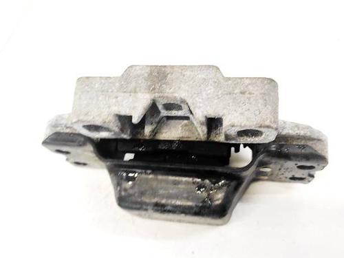 Used Engine mount Engine mount VW GOLF VI (5K1) 1.6 TDI (105 hp) 32949143 32949143