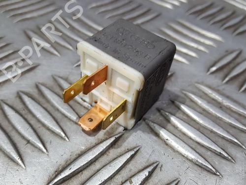 other-audi-a4-b5-8d2-1994-1995-1996-1997-1998-1999-2000-2001-33497191 main image