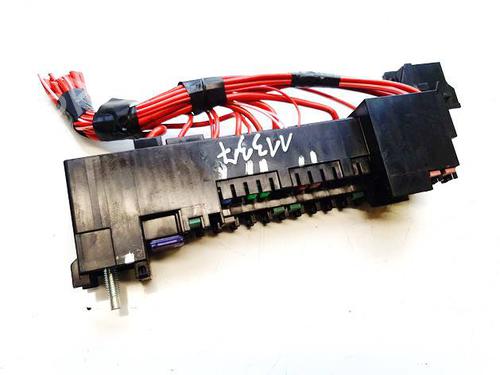 Used Fuse box Fuse box 38579678 38579678
