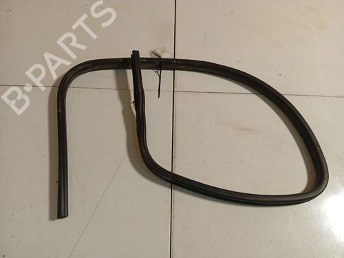Gummiliste Gummiliste CHRYSLER VOYAGER IV (RG, RS) 2.8 CRD (150 hp) 36820754 36820754