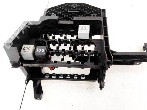 Used Fuse box Fuse box VW POLO IV (9N_, 9A_) 1.2 (60 hp) 32949732 32949732