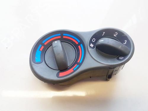 Used Climate control Climate control FIAT PANDA (169_) 1.1 (169.AXA1A) (54 hp) 35882570 35882570