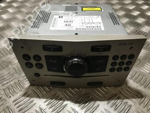 Used Radio Radio OPEL CORSA D (S07) 1.2 (L08, L68) (80 hp) 35699352 35699352