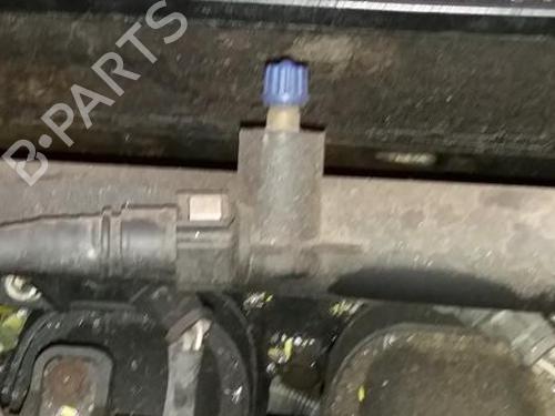 Used Injection rail Injection rail 35687595 35687595