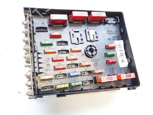 Used Fuse box Fuse box VW PASSAT B6 (3C2) 1.9 TDI (105 hp) 32539179 32539179