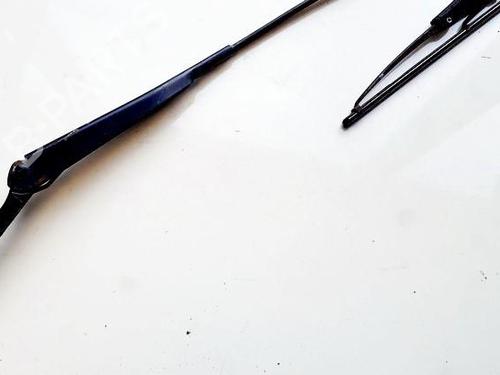 front-windshield-wiper-arm-audi-a4-b5-8d2-1994-1995-1996-1997-1998-1999-2000-2001-33520304 main image