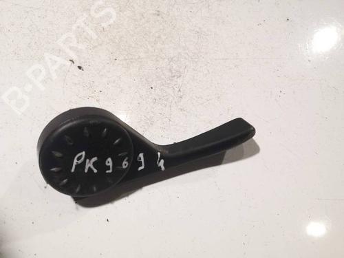 Used Interior handle Interior handle RENAULT LAGUNA III (BT0/1) 2.0 dCi (BT07, BT0J, BT14, BT1A, BT1S) (131 hp) 40113843 40113843