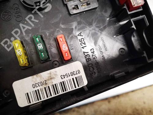Fuse box VW PASSAT B7 (362) 1.6 TDI | BP32547939E1