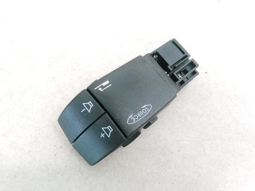 Used Steering wheel controls Steering wheel controls 35491296 35491296