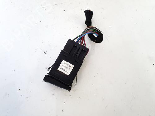 Warning switch AUDI 80 B4 Saloon (8C2) 2.0 E | BP35494904I22 - Image 2