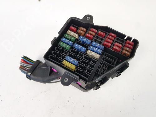 Used Fuse box Fuse box AUDI A4 B5 (8D2) 1.9 TDI (110 hp) 33092547 33092547