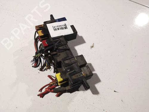 Fuse box AUDI A6 C4 (4A2) 2.5 TDI | BP32572234E1 - Image 3