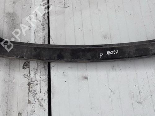 Used Front bumper reinforcement Front bumper reinforcement 35602935 35602935