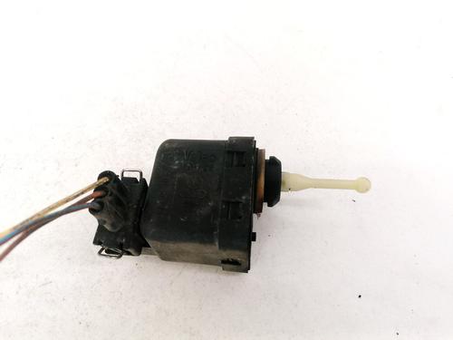 headlight-adjuster-motor-audi-a4-b5-8d2-1994-1995-1996-1997-1998-1999-2000-2001-35407637 main image