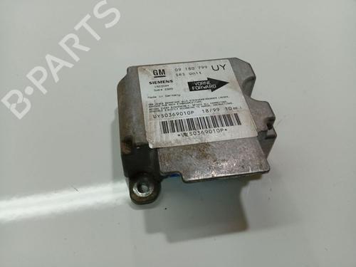 ecu-airbags-opel-astra-g-hatchback-t98-1998-1999-2000-2001-2002-2003-2004-2005-2006-2007-2008-2009-32541928 main image