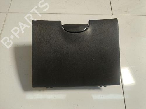 Porta-luvas Porta-luvas TOYOTA YARIS (_P1_) 1.3 (SCP12_, SCP13_, SCP12R, SCP13R) (87 hp) 34836428 34836428