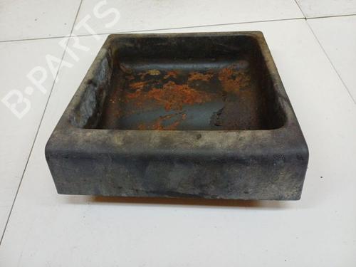 Used Glove box Glove box 37480649 37480649