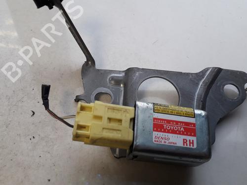 Used Electronic module Electronic module TOYOTA RAV 4 II (_A2_) 2.0 4WD (ACA21, ACA20) (150 hp) 33514939 33514939