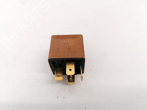 Used Electronic sensor Electronic sensor OPEL OMEGA B (V94) 2.2 DTI 16V (F69, M69, P69) (120 hp) 32882459 32882459