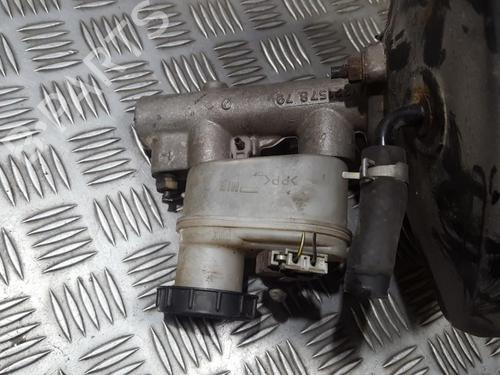 Used Brake master cylinder Brake master cylinder NISSAN ALMERA II Hatchback (N16) 2.2 Di (110 hp) 35706655 35706655