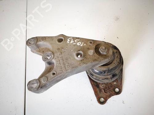 Used Engine mount Engine mount VW POLO IV (9N_, 9A_) 1.2 12V (64 hp) 32562404 32562404