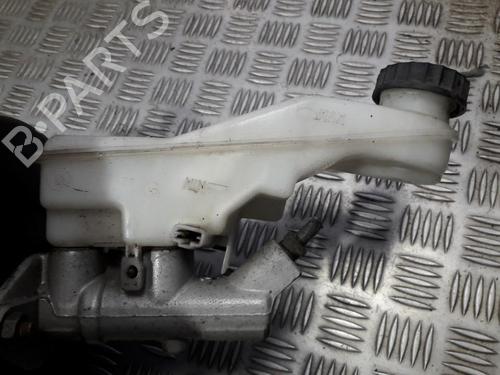 Used Brake master cylinder Brake master cylinder TOYOTA COROLLA Verso (_E12_) 1.8 VVT-i (ZZE122_, ZZE122R) (135 hp) 35709927 35709927