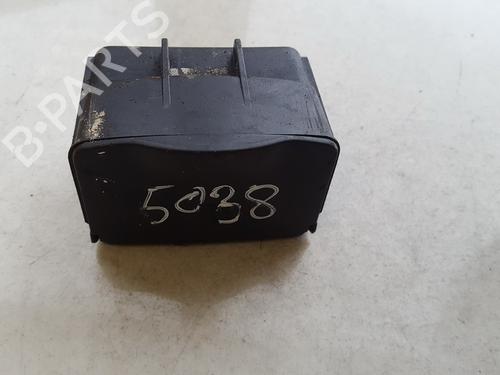 Cinzeiro Cinzeiro FORD FOCUS I (DAW, DBW) 1.8 Turbo DI / TDDi (90 hp) 35854609 35854609