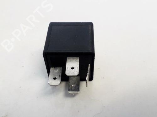 Electronic sensor OPEL ZAFIRA A MPV (T98) 2.0 DI 16V (F75) | BP33064359M84 - Image 2