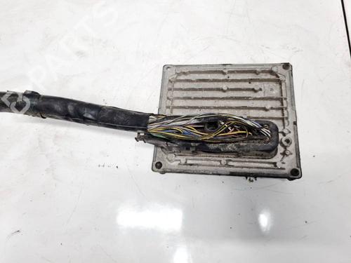 Used Engine control unit (ECU) Engine control unit (ECU) FORD FOCUS II (DA_, HCP, DP) 1.6 (100 hp) 33062103 33062103
